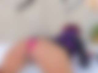 Live cam show with Lia - Hairy Pussy Teen (18+) on Dare Cams
