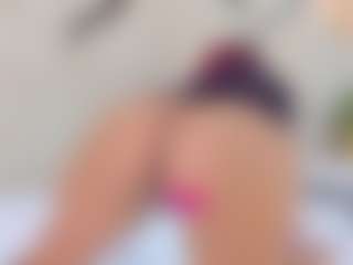Lia's Live Sex Cam Show