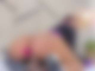 Lia's Live Sex Cam Show