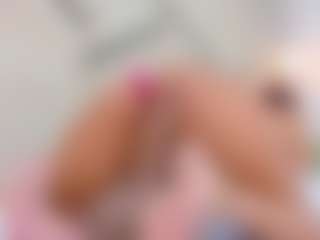 Lia's Live Sex Cam Show