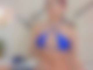Lia's Live Sex Cam Show