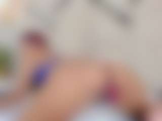 Lia's Live Sex Cam Show