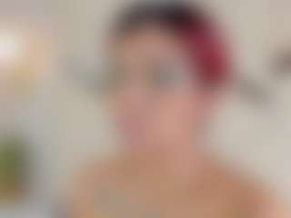 Live cam show with Lia - Red Hair Shaved Pussy on Camsoda