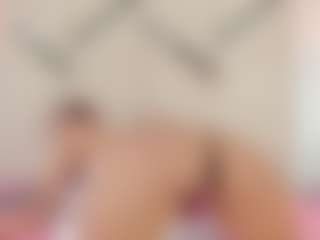 Lia's Live Sex Cam Show