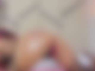 Lia's Live Sex Cam Show