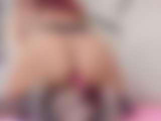 Lia's Live Sex Cam Show