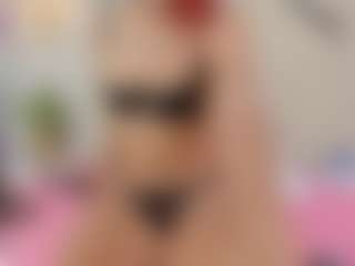 Lia's Live Sex Cam Show