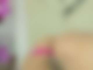 Lia's Live Sex Cam Show