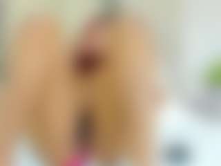 Live cam show with Lia - Sexwebcam Red Hair on CamwithHer