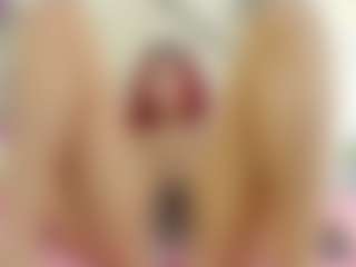 Lia's Live Sex Cam Show