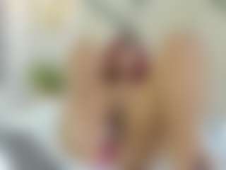Lia's Live Sex Cam Show
