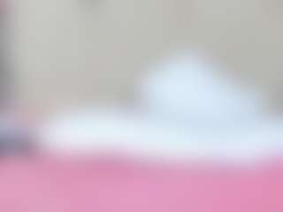 Lia's Live Sex Cam Show