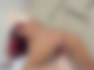 Lia's Live Sex Cam Show