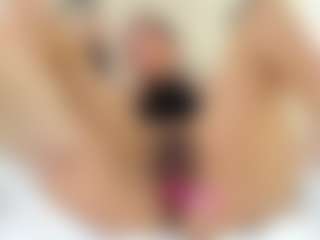 Lia's Live Sex Cam Show