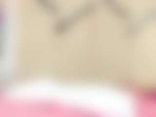 Live cam show with Lia - Living Room on Camsoda