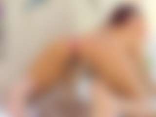 Live cam show with Lia - Strip Red Hair on pussylord.com