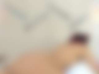 Live cam show with Lia - Fetish Brown Hair on testsause.com