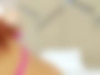 Live cam show with Lia - Red Hair Shaved Pussy on StripNow