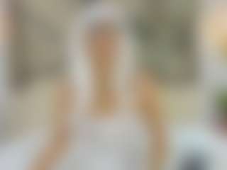 Spettacolo in cam dal vivo con Lia - Cute su Camsoda