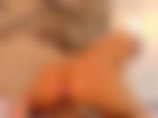 Lia's Live Sex Cam Show