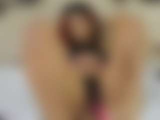 Live cam show with Lia - Tease Mature on livesuperchat.net