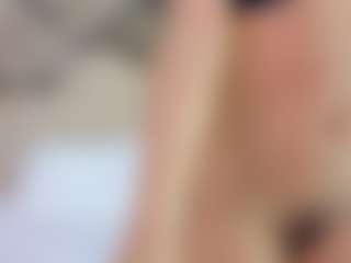 Lia's Live Sex Cam Show