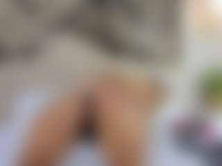Lia's Live Sex Cam Show