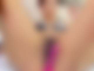 Lia's Live Sex Cam Show