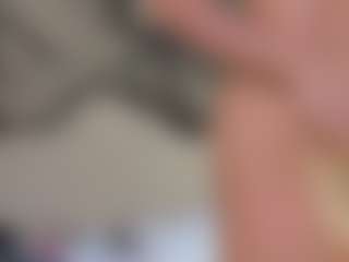 Live cam show with Lia - Petite Young Adult on Dare Cams