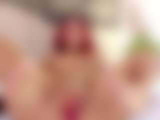 Lia's Live Sex Cam Show