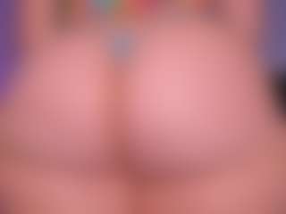Live cam show with Perla-hott1 - Red Hair on CamwithHer