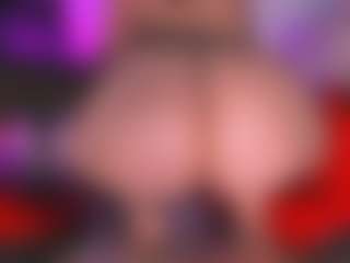 Live cam show with Perla-hott1 - Red Hair on milfzrlive.com