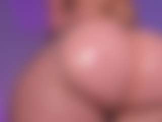 Live cam show with Perla-hott1 - Red Hair on EXY