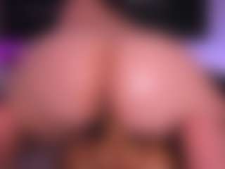 Perla-hott1's Live Sex Cam Show