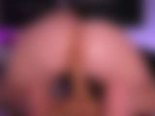 Perla-hott1's Live Sex Cam Show