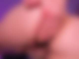 Live cam show with Perla-hott1 - Blowjob on Gym Cam Girls