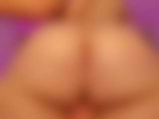Perla-hott1's Live Sex Cam Show