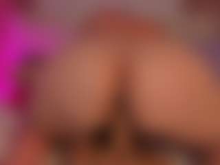 Perla-hott1's Live Sex Cam Show