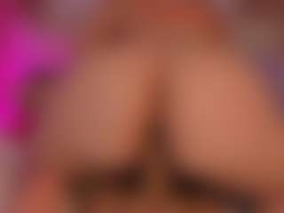Live cam show with Perla-hott1 - Bedroom Red Hair on Camsoda