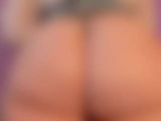 Perla-hott1's Live Sex Cam Show