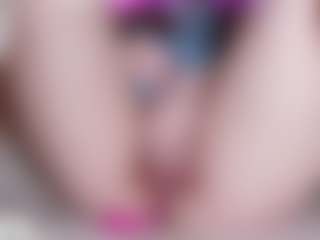 EllaSwert's Live Sex Cam Show