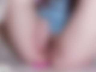 Live cam show with EllaSwert - Gape on Camming Site