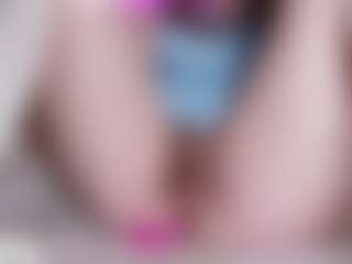 Live cam show with EllaSwert - Average on Adult Interactions