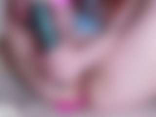 EllaSwert's Live Sex Cam Show