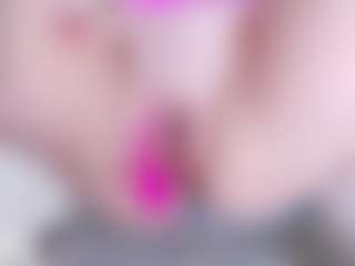 EllaSwert's Live Sex Cam Show