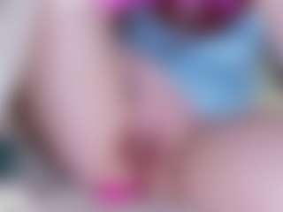 Live cam show with EllaSwert - Dirty on fuklive.com
