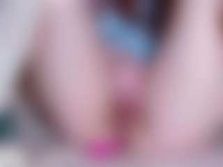 EllaSwert's Live Sex Cam Show