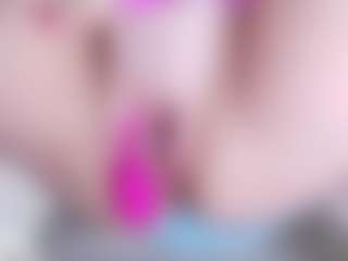 EllaSwert's Live Sex Cam Show