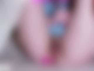 Live cam show with EllaSwert - Mature on friskycurves.com