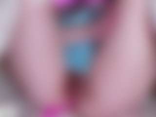 EllaSwert's Live Sex Cam Show